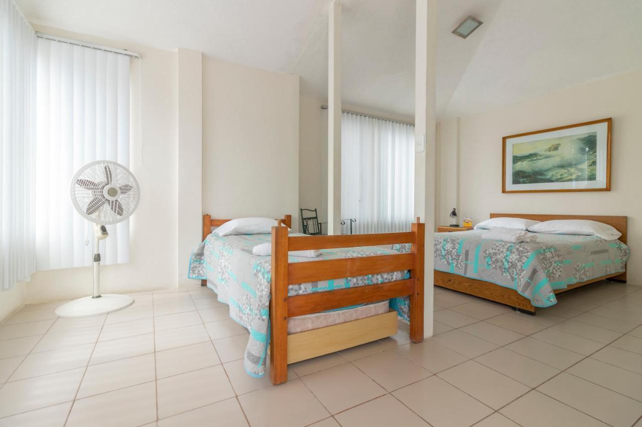Oceanic Lodge Tonsupa Bagian luar foto