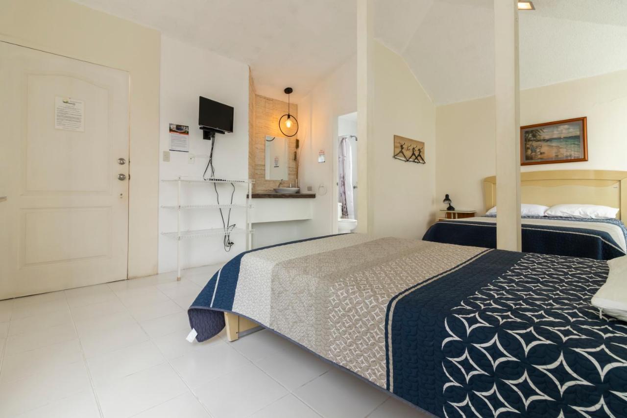 Oceanic Lodge Tonsupa Bagian luar foto