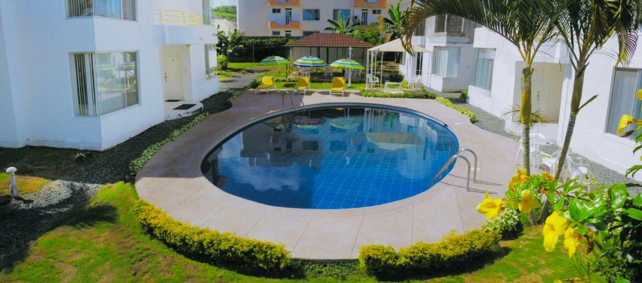 Oceanic Lodge Tonsupa Bagian luar foto